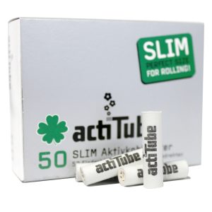 ActiTube Slim 7 mm Aktivkohlefilter: Packung mit 50 Slim-Aktivkohlefiltern und Keramikkappen.