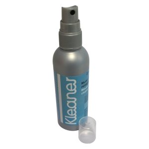 Kleaner Reinigungsspray für Mund und Haut im kompakten Format.