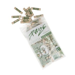 PURIZE Regular Size 9 mm Aktivkohlefilter, geöffnete 50er-Packung im Naturdesign.